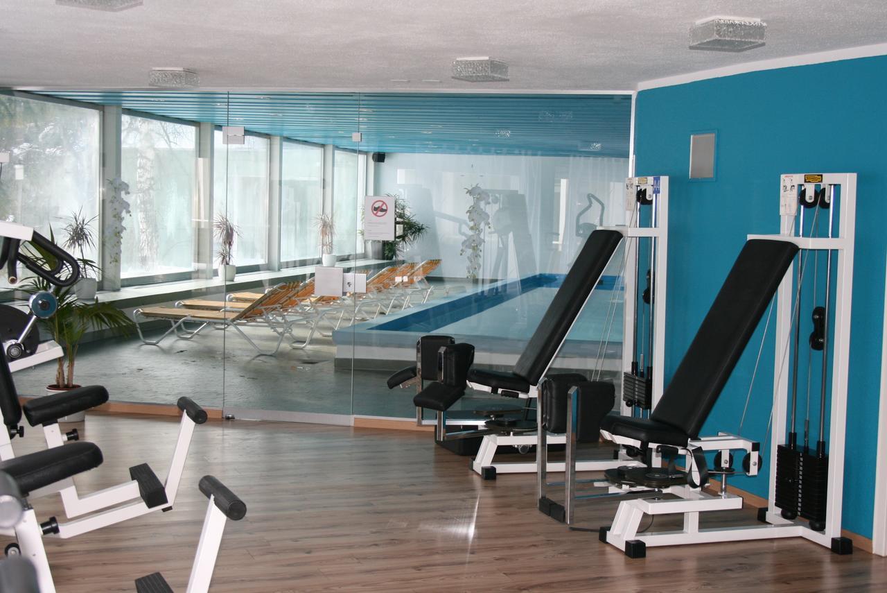 - Swimming Pool Available Aparthotel *